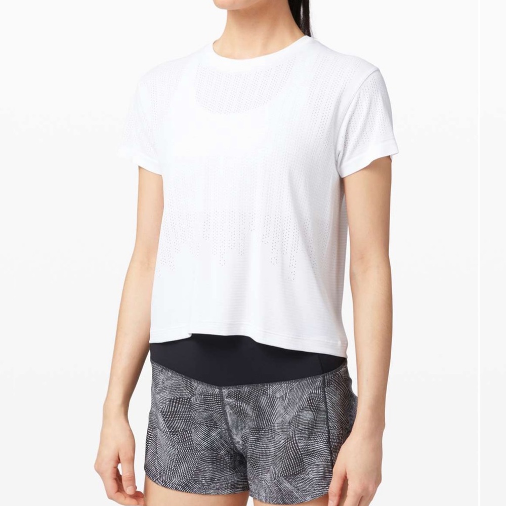 Train to be short sleeve shirt stripe